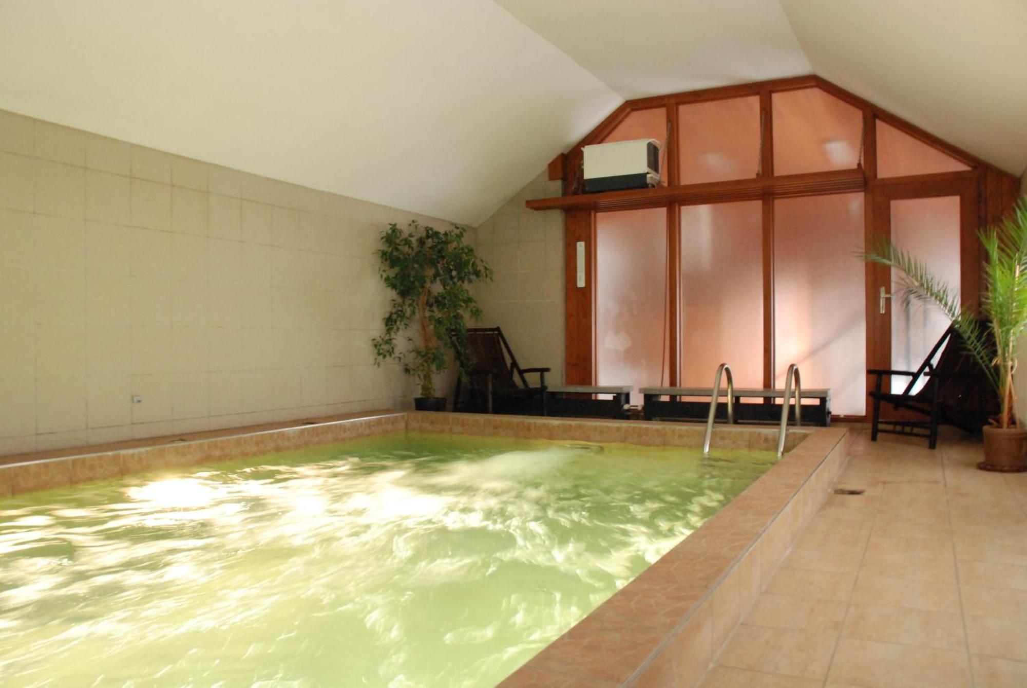 Hotel U Ruze Slavonice Bagian luar foto