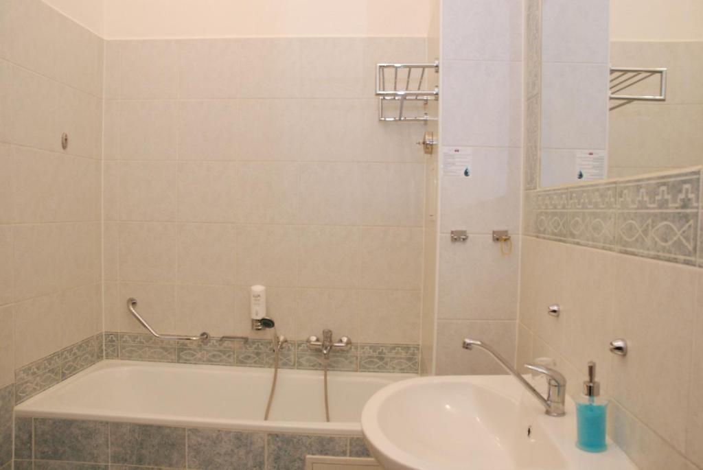 Hotel U Ruze Slavonice Ruang foto