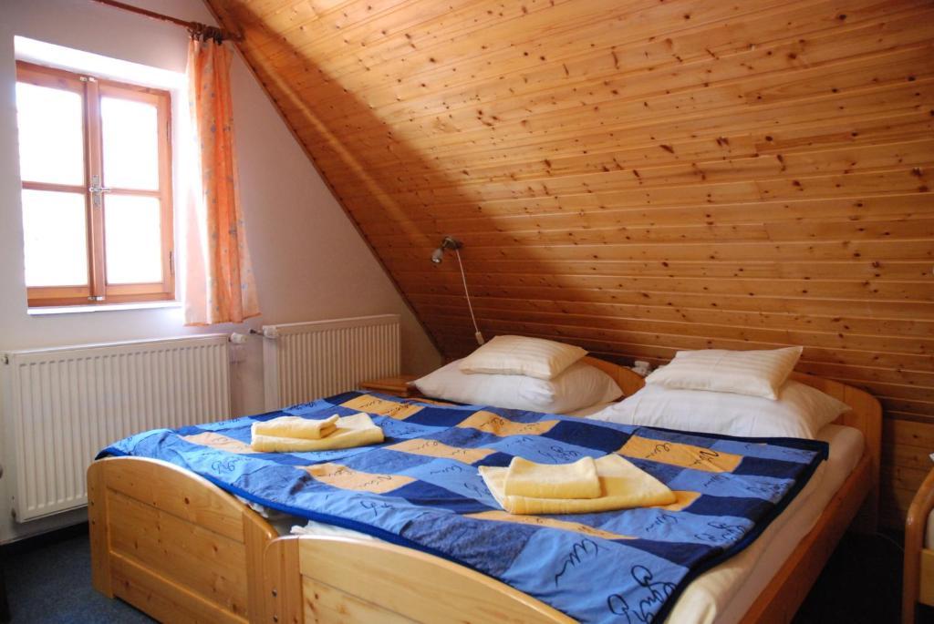 Hotel U Ruze Slavonice Ruang foto